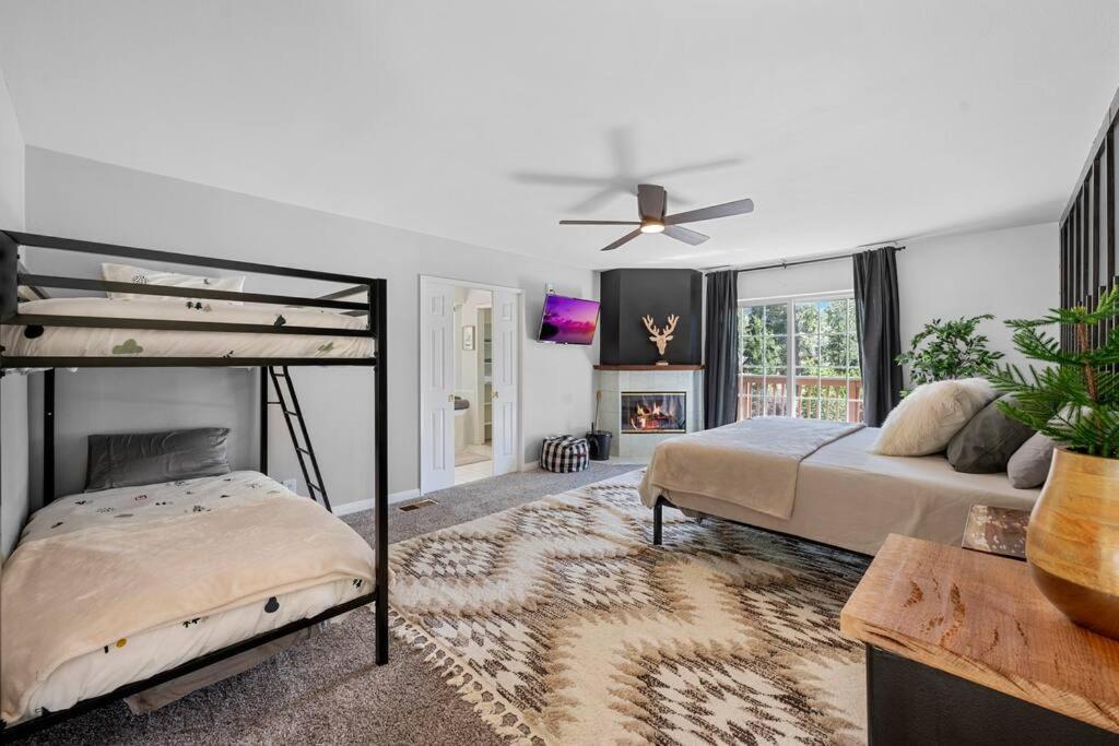 Cozy Cabin Perfect For 2 Families บิ๊กแบร์เลค ภายนอก รูปภาพ