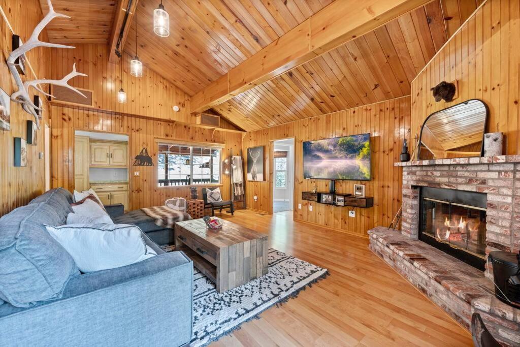 Cozy Cabin Perfect For 2 Families บิ๊กแบร์เลค ภายนอก รูปภาพ